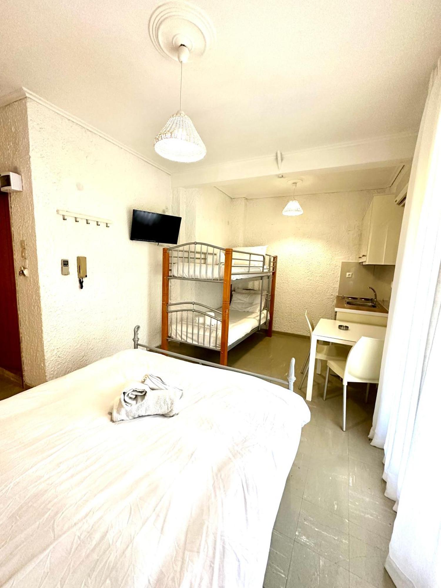 Katerina Apartments Neos Pirgos Luaran gambar
