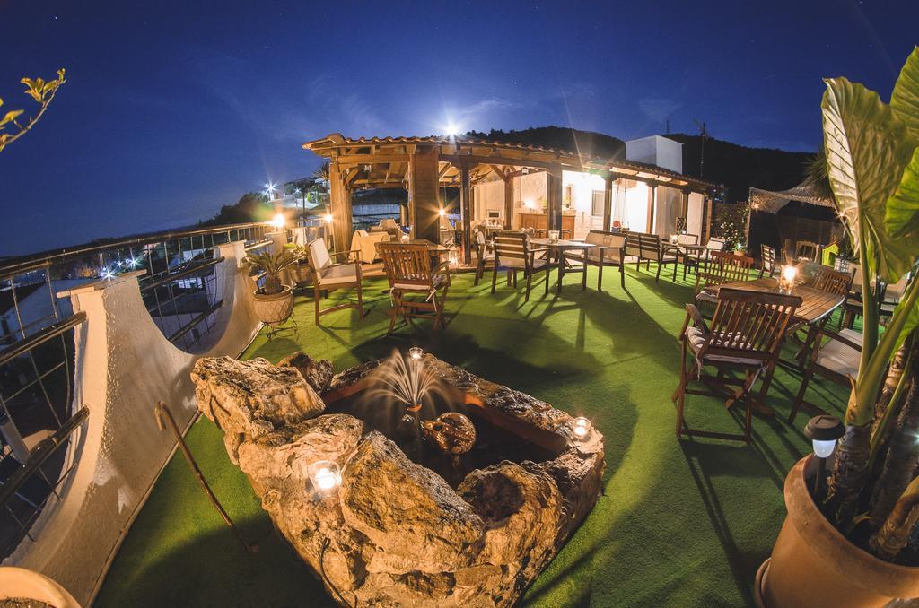 Katerina Apartments Neos Pirgos Luaran gambar