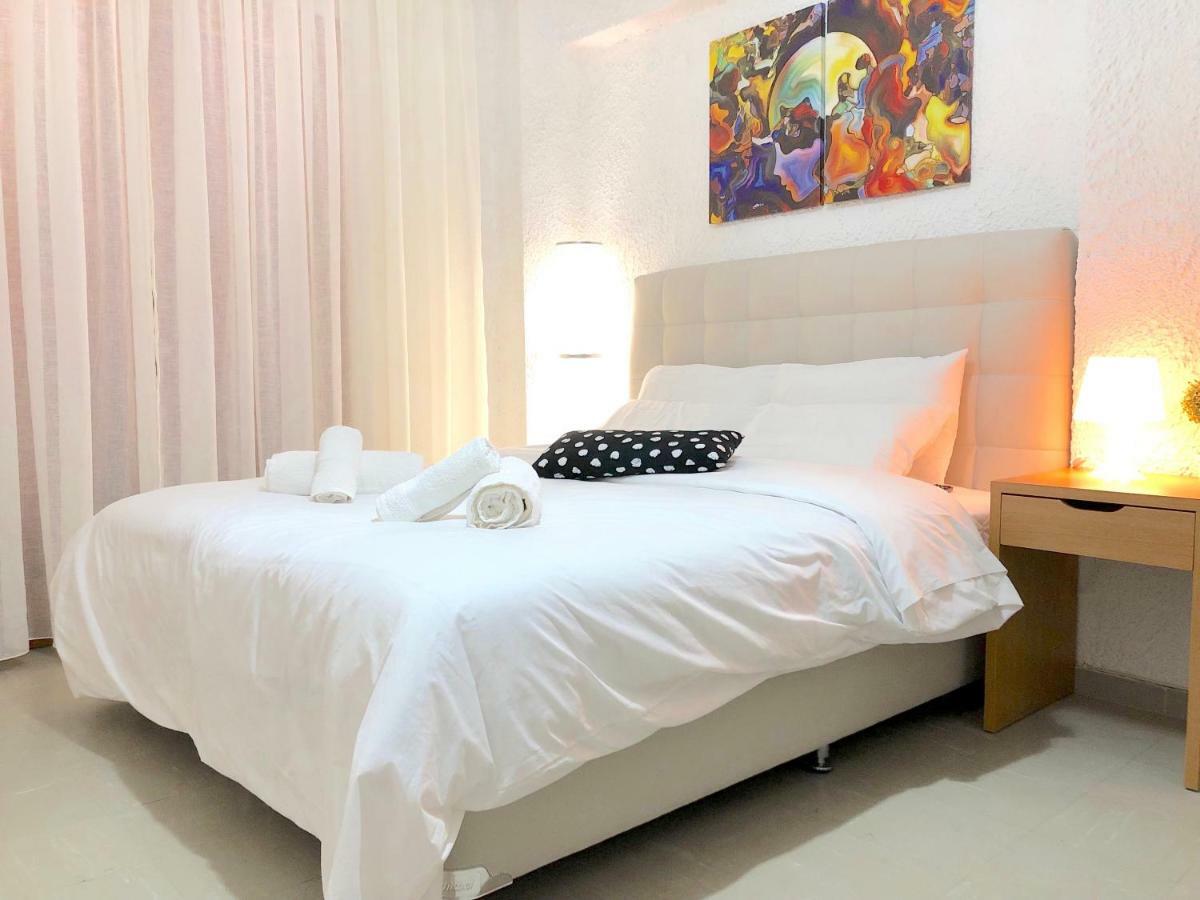 Katerina Apartments Neos Pirgos Luaran gambar